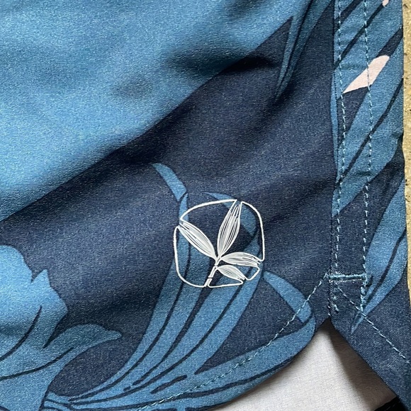 Carve Designs Bali Tropical Board Shorts (Size: Small) - Picture 6 of 11